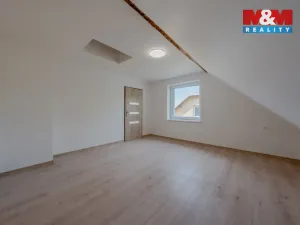 Prodej bytu 4+kk, Krhová, Hlavní, 81 m2
