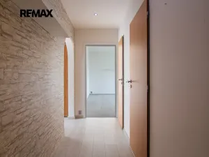 Prodej bytu 3+1, Břeclav, Na Valtické, 68 m2