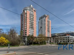 Prodej garážového stání, Praha - Strašnice, Vinohradská, 8 m2