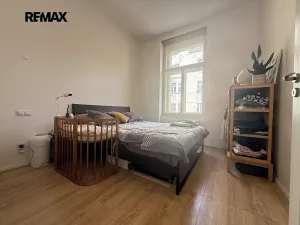 Pronájem bytu 2+kk, Praha - Holešovice, Šimáčkova, 68 m2
