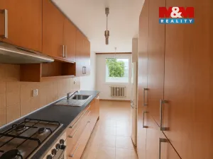 Pronájem bytu 3+1, Praha - Troja, Svídnická, 65 m2