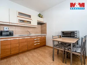 Prodej bytu 3+1, Hradec Králové - Nový Hradec Králové, třída Edvarda Beneše, 79 m2