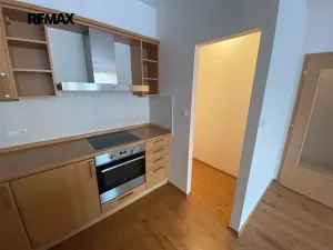 Pronájem bytu 2+kk, Praha - Hlubočepy, Kováříkova, 57 m2