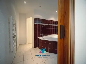 Prodej bytu 3+1, Teplice, Jana Koziny, 72 m2