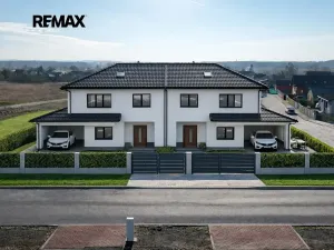 Prodej pozemku pro bydlení, Kly, 821 m2
