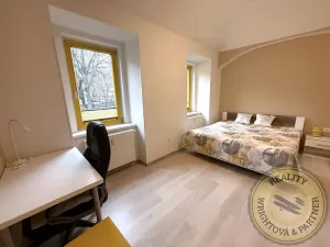Prodej bytu 2+kk, Praha - Libeň, Zenklova, 37 m2