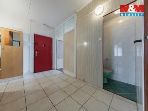 Prodej bytu 2+1, Karlovy Vary - Drahovice, Východní, 58 m2