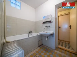 Prodej rodinného domu, Staré Město, náměstí Hrdinů, 118 m2