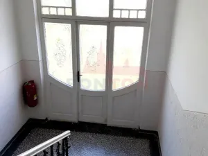 Prodej bytu 2+kk, Praha - Podolí, Nedvědovo náměstí, 69 m2
