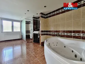 Prodej rodinného domu, Pelhřimov - Skrýšov, 167 m2
