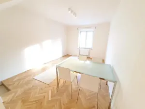 Pronájem rodinného domu, Praha - Smíchov, Xaveriova, 100 m2