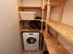 Pronájem bytu 3+1, Praha - Petrovice, Frostova, 78 m2
