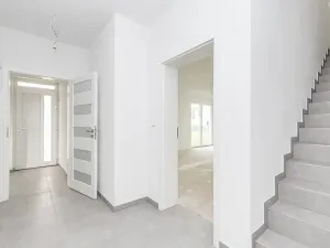 Prodej rodinného domu, Milovice, Modřínová, 137 m2