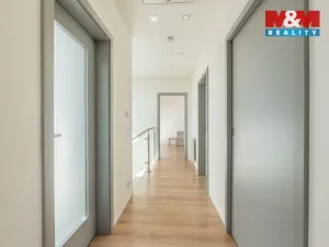 Prodej rodinného domu, Praha - Suchdol, K Roztokům, 160 m2