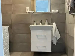 Pronájem bytu 3+kk, Praha - Vysočany, Hindlova, 82 m2