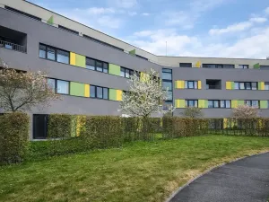 Pronájem - jiné, Praha - Kunratice, Urešova, 58 m2