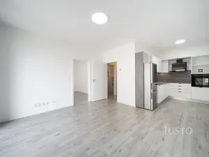 Pronájem bytu 2+kk, České Budějovice, Vrbenská, 50 m2
