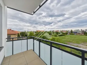 Pronájem bytu 2+kk, Praha - Strašnice, Strančická, 52 m2