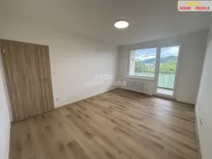 Pronájem bytu 3+1, Karlovy Vary, Ostrovská, 64 m2