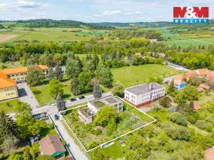 Prodej obchodního prostoru, Mirotice, Školní, 700 m2