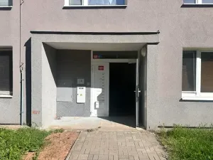 Prodej bytu 3+1, Kadaň, Husova, 66 m2