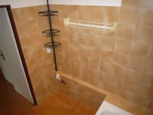 Pronájem bytu 1+1, Praha - Modřany, Krouzova, 44 m2