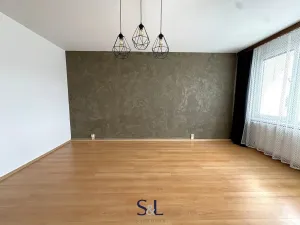 Pronájem bytu 4+1, Liberec, Sametová, 86 m2