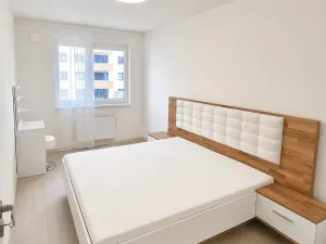 Pronájem bytu 2+kk, Praha - Kbely, Sedlářova, 51 m2