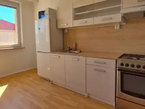 Pronájem bytu 3+1, Praha - Modřany, Vokrojova, 78 m2