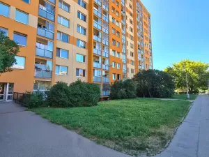 Pronájem bytu 3+1, Praha - Modřany, Vokrojova, 78 m2