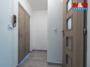 Prodej bytu 1+kk, Bílina, Alšova, 27 m2