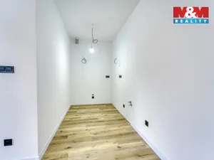 Pronájem bytu 2+kk, Tlučná, Tlučenská kolonie, 41 m2