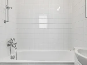 Pronájem bytu 2+1, Praha - Holešovice, U smaltovny, 74 m2