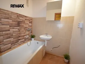 Pronájem bytu 2+1, Kladno, Čs. armády, 57 m2