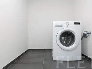 Pronájem rodinného domu, Praha - Jinonice, Nyklíčkova, 217 m2