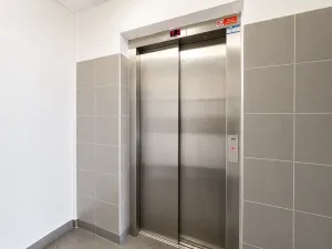 Pronájem bytu 3+kk, Praha - Hostivař, Kozmíkova, 70 m2