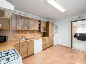 Prodej rodinného domu, Velké Žernoseky, 273 m2