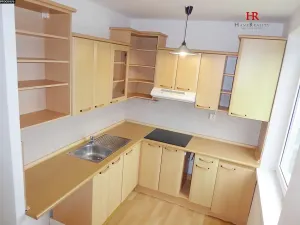 Pronájem bytu 2+kk, Praha - Petrovice, Morseova, 45 m2
