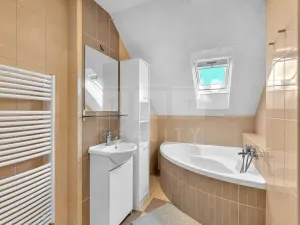 Prodej rodinného domu, Hradec Králové, Cejpova, 170 m2