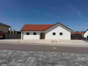 Pronájem rodinného domu, Nový Šaldorf-Sedlešovice, 190 m2