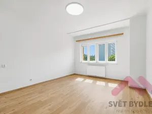 Pronájem bytu 2+kk, Praha - Nusle, Na Pankráci, 60 m2