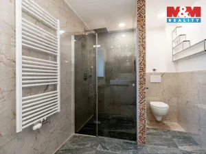Prodej rodinného domu, Moravec, 220 m2
