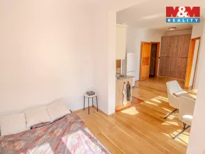 Pronájem bytu 2+kk, Praha, Názovská, 50 m2
