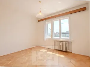 Pronájem bytu 3+1, Praha - Vinohrady, Písecká, 79 m2