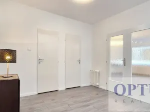 Pronájem rodinného domu, Praha - Háje, K jezeru, 302 m2