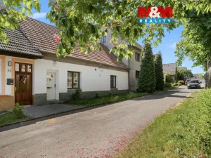 Prodej rodinného domu, Rynholec, nám. 1. máje, 363 m2