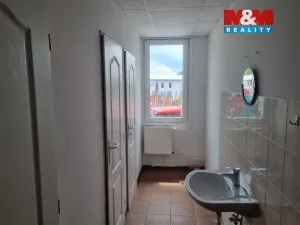 Pronájem obchodního prostoru, Jihlava, Kosovská, 336 m2