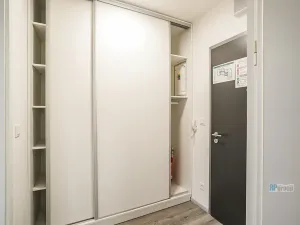 Pronájem bytu 1+kk, Český Krumlov, Za Jitonou, 43 m2