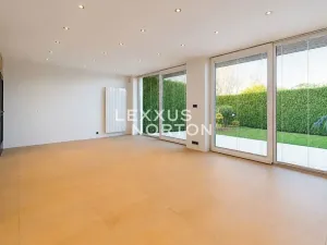 Pronájem rodinného domu, Praha - Stodůlky, Hlušičkova, 300 m2