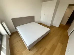 Pronájem bytu 2+kk, Brno, Bratislavská, 48 m2